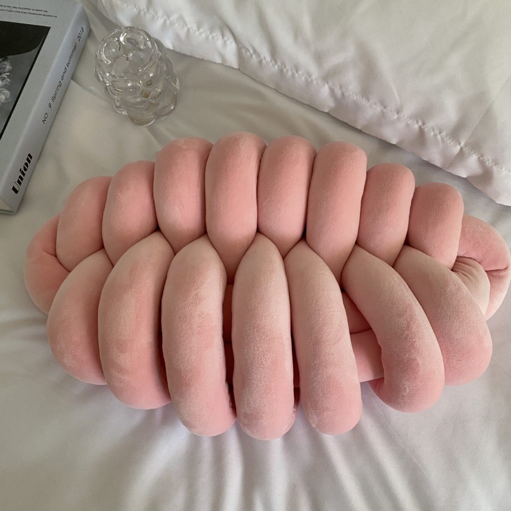 インスタ風 ワーム型編み枕 北欧風スパンデックスベルベットツイスト仕様 高弾力 PP 綿ふっくらリバウンド ソファ用背当て 手編みベッドヘッドピロー オフィス・車載兼用腰サポート インテリア装飾雑貨